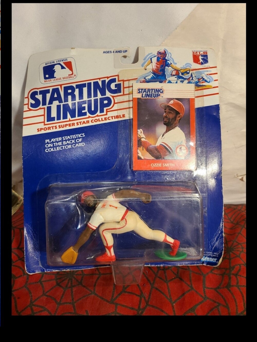 051326 OʻZZIE SMITH Rookie Vintage 1988 Starting Lineup St. Louis Cardinals Figu